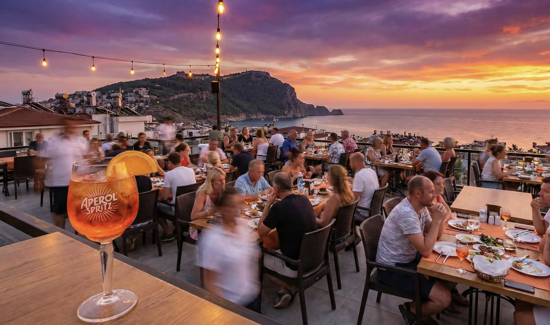 Alanya restaurant atmosphere showing proper video content timing and strategy