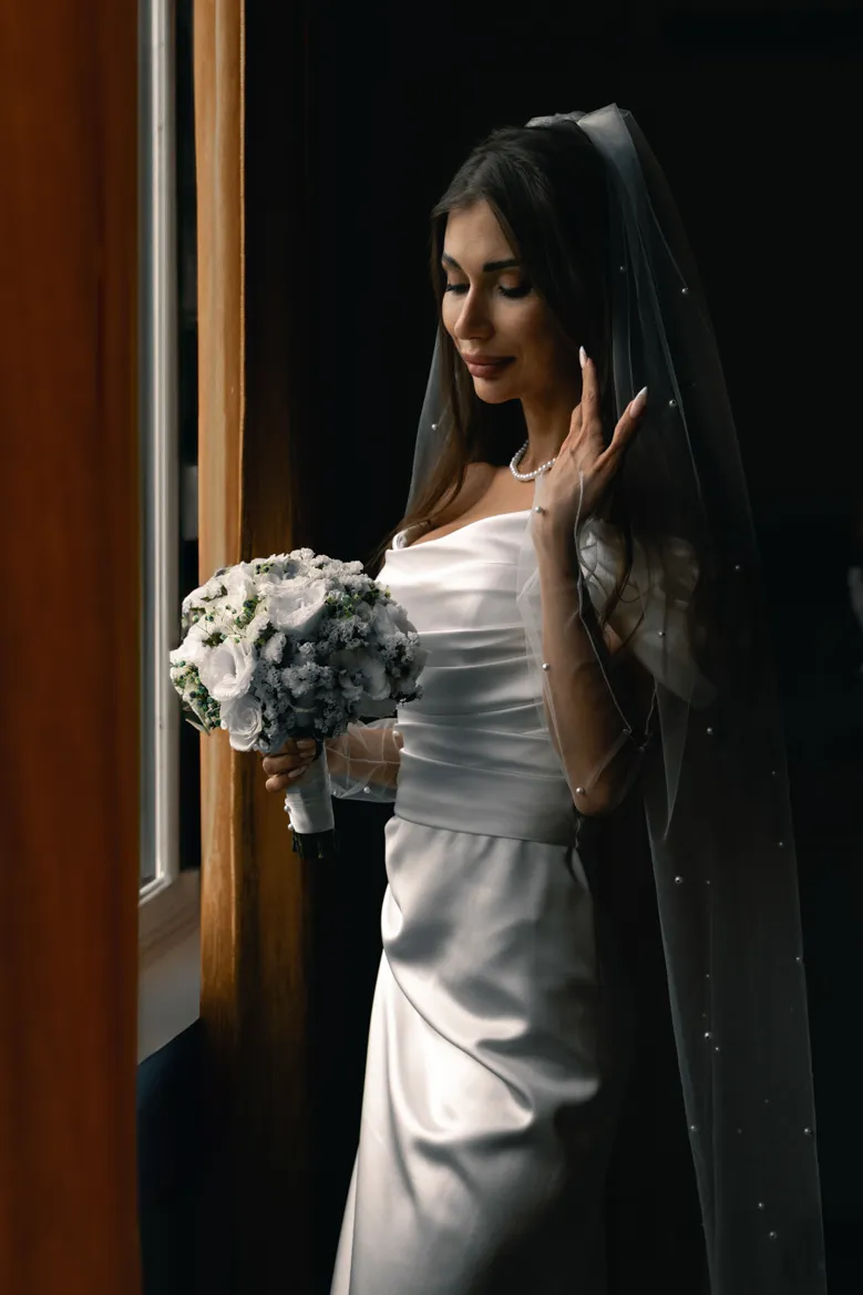 Romantic couple portrait photography in Alanya with Mediterranean backdrop